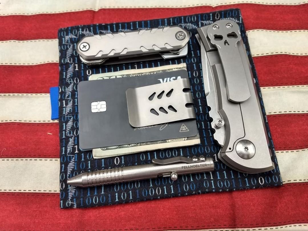 KEY-ARMOR with mini-VIPER money clip