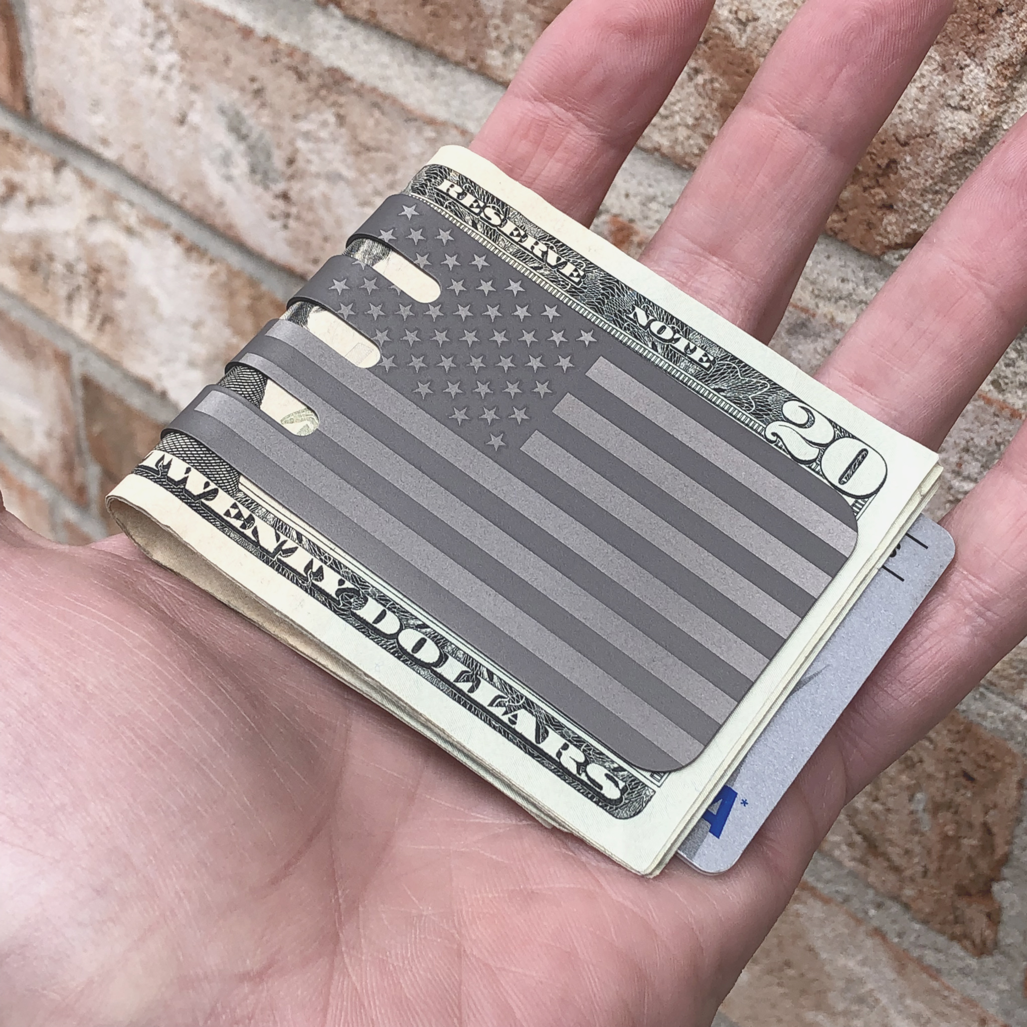 VIPER-Money-Clip-USA-FLAG-3.jpg